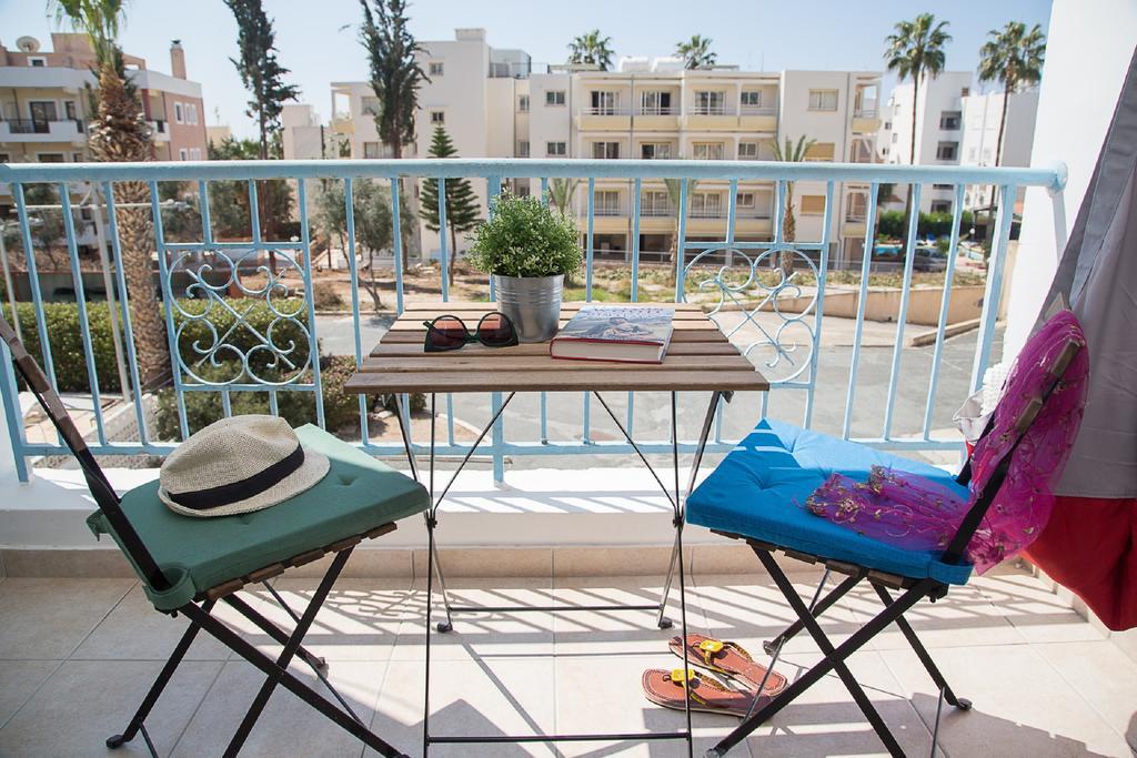 Paphos Love Hut Apartment Bagian luar foto