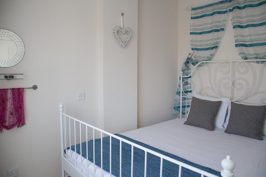 Paphos Love Hut Apartment Bagian luar foto